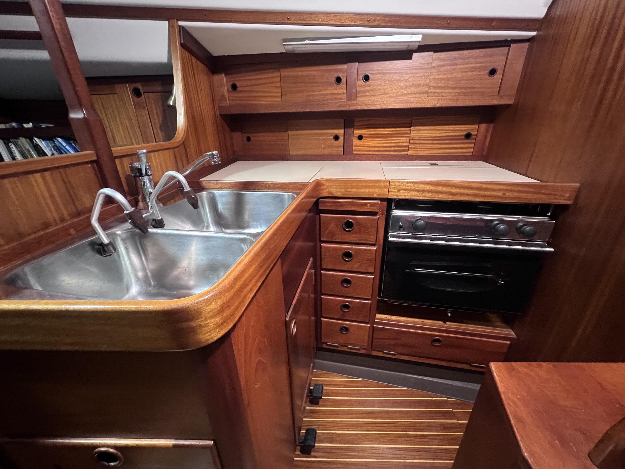 Sweden Yachts 340 – Bild 13