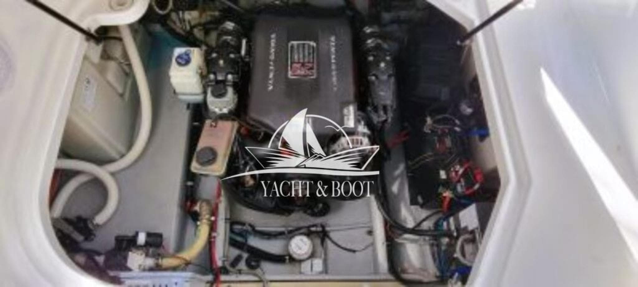 Doral Monticello 250 SE | 25-Fuß-Cruiser, 320 PS, DuoProp – Bild 13