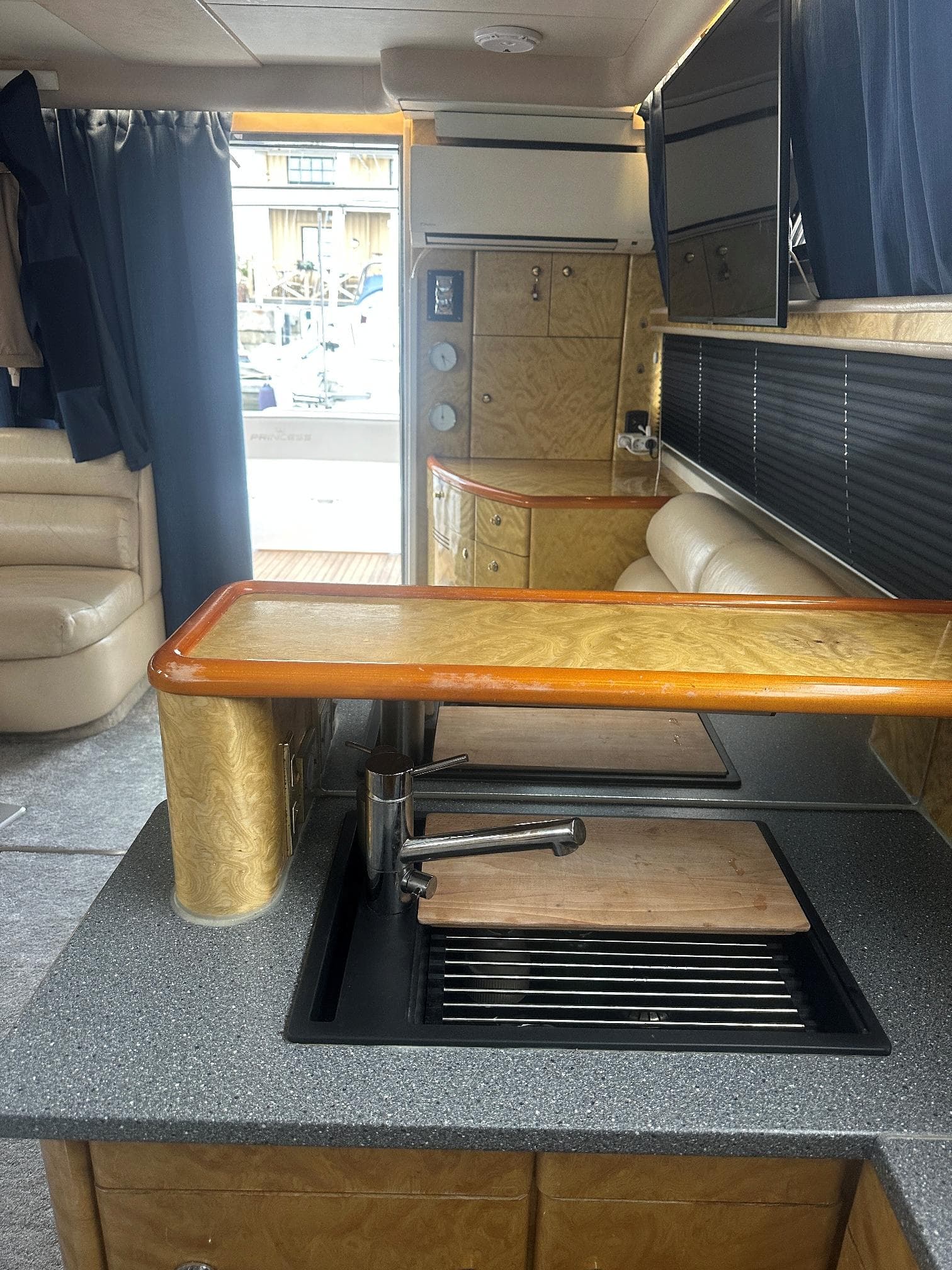 Princess 440 – Bild 11