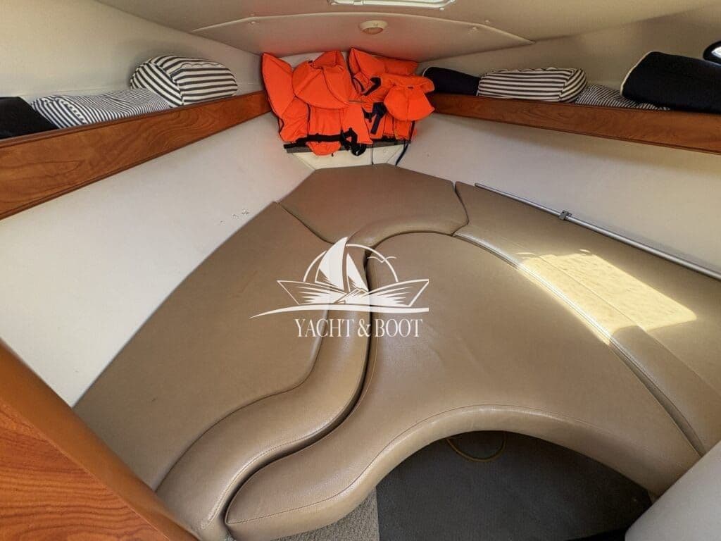 Rinker 246 Captiva CC | 300 PS (v8), 610 h, inkl. Trailer – Bild 10