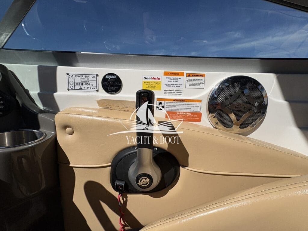 Rinker 246 Captiva CC | 300 PS (v8), 610 h, inkl. Trailer – Bild 7