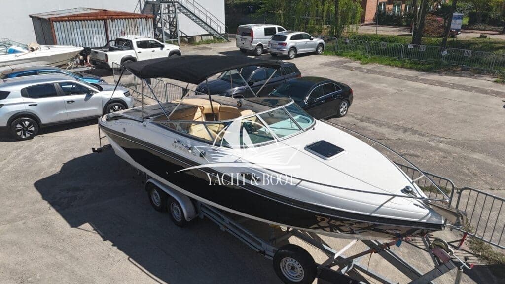 Rinker 246 Captiva CC | 300 PS (v8), 610 h, inkl. Trailer – Bild 2