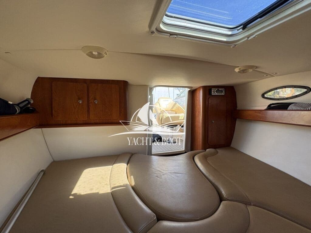 Rinker 246 Captiva CC | 300 PS (v8), 610 h, inkl. Trailer – Bild 11