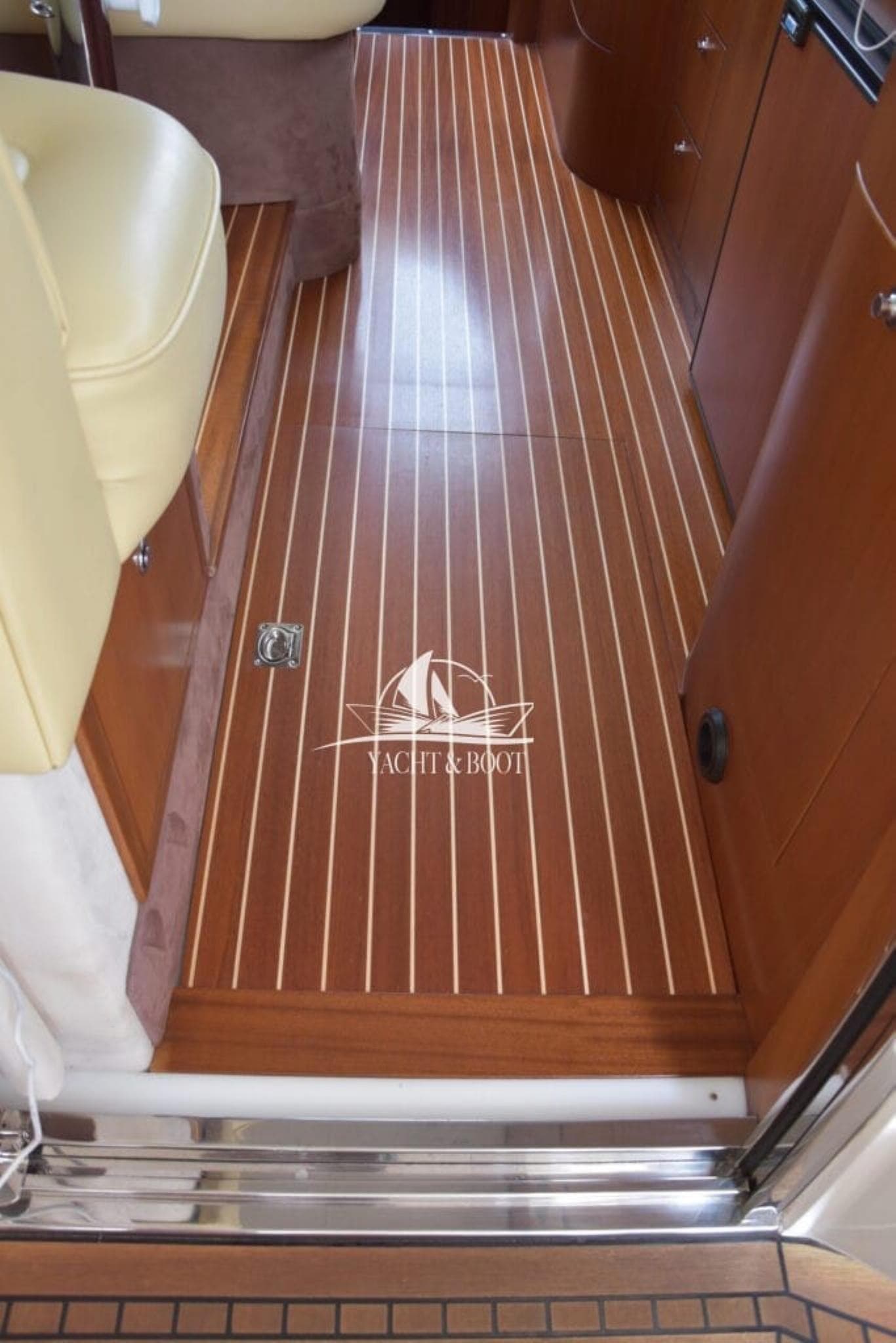 Galeon 330 Fly – Bild 10
