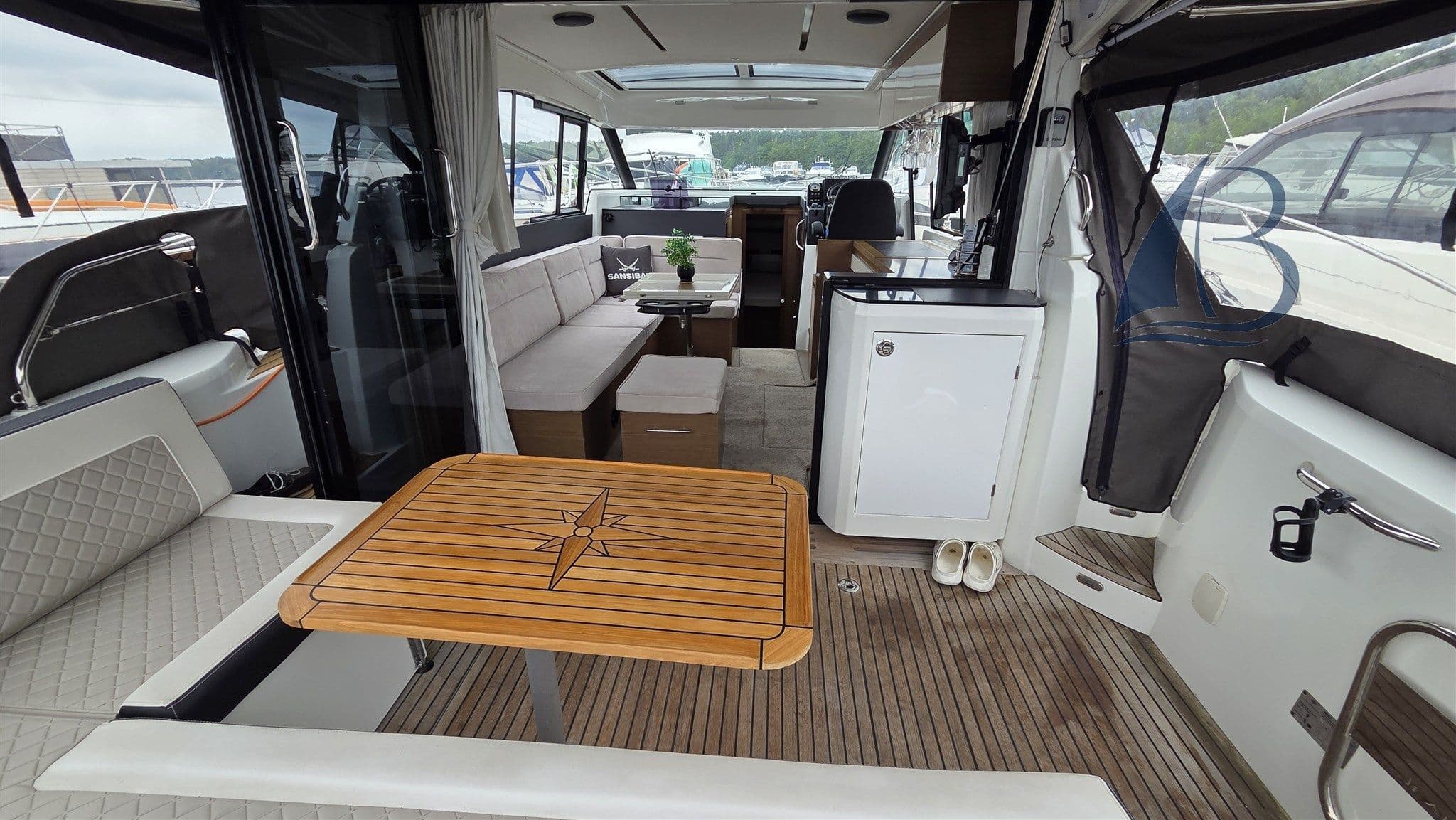 Jeanneau NC 37 – Bild 4