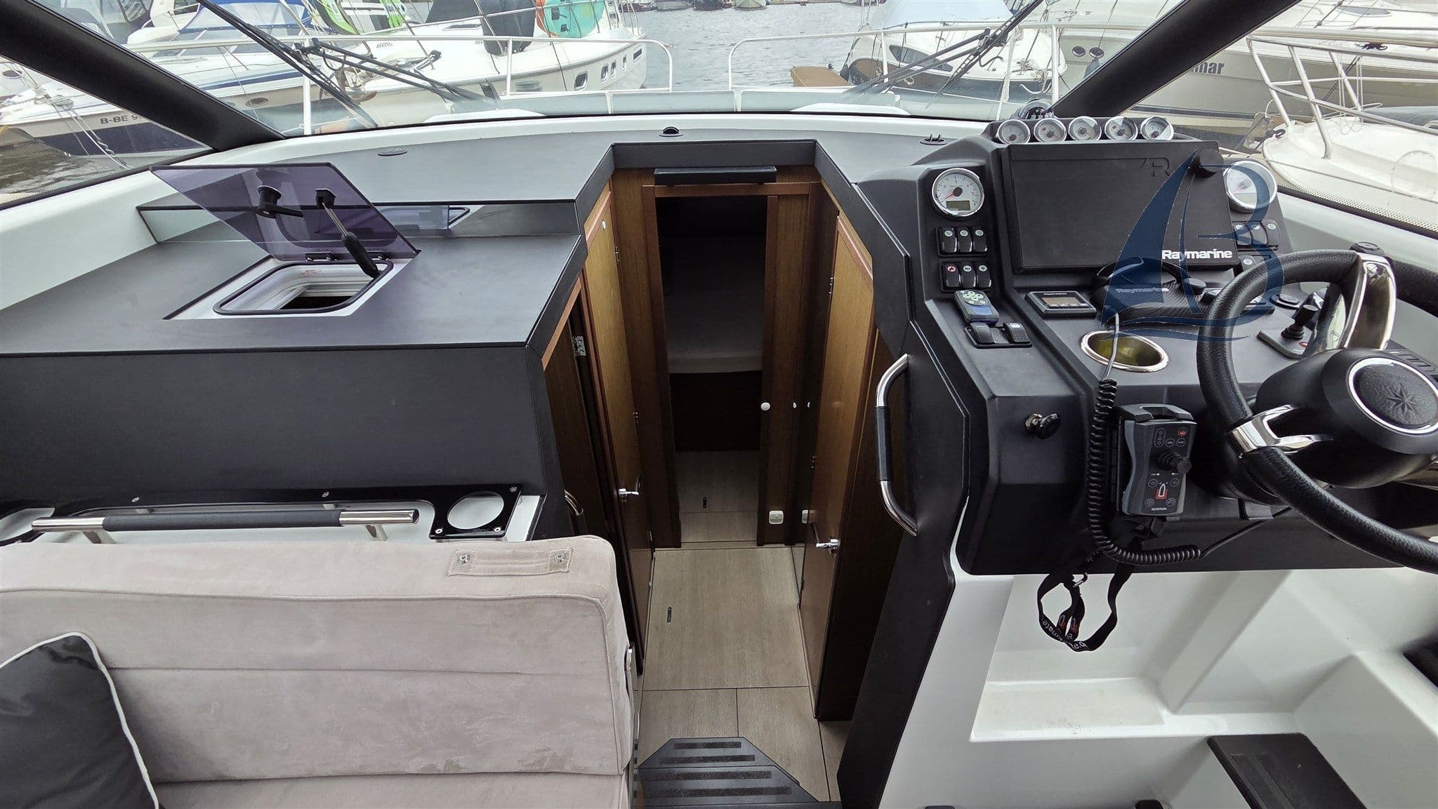 Jeanneau NC 37 – Bild 9