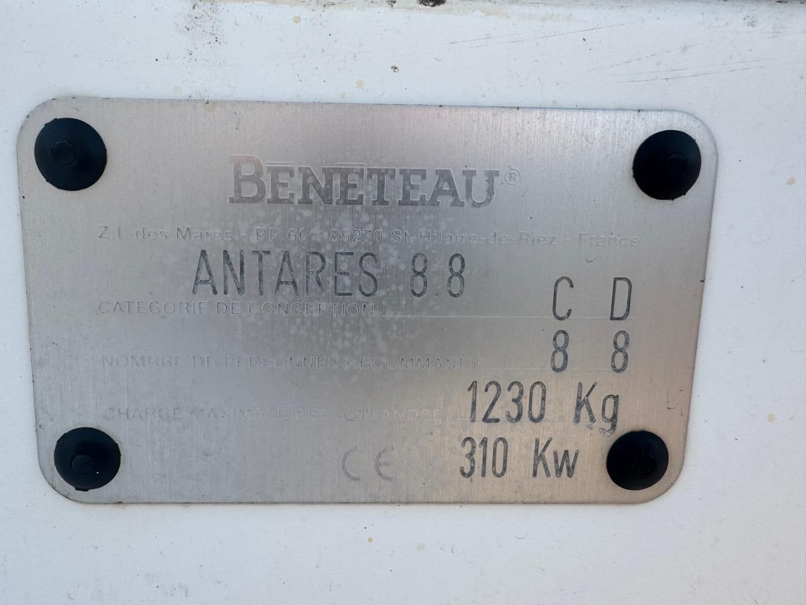 Beneteau Antares 8.80 – Bild 9