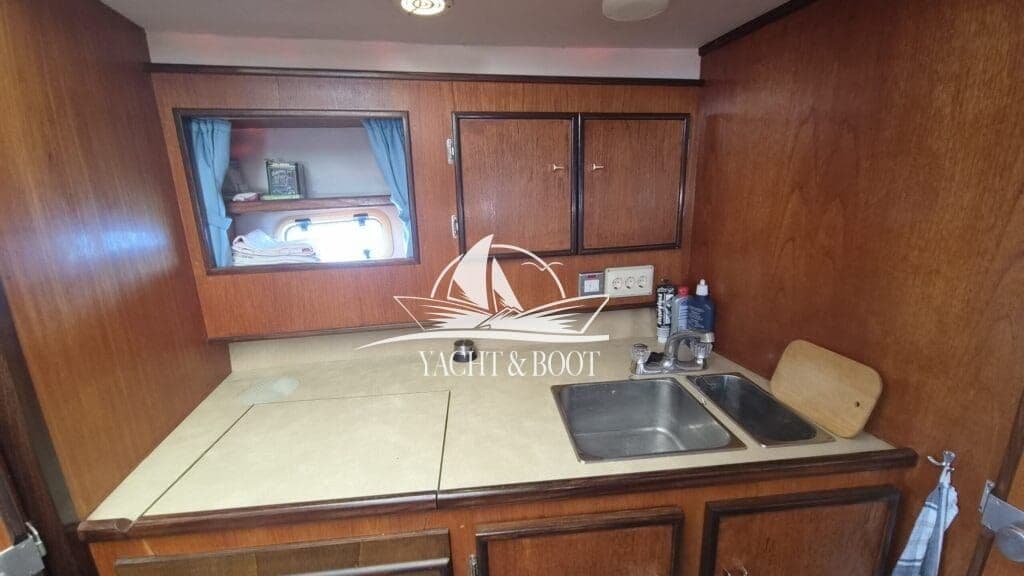 Fairline Corniche, Klassiker mit Stil – Bild 13