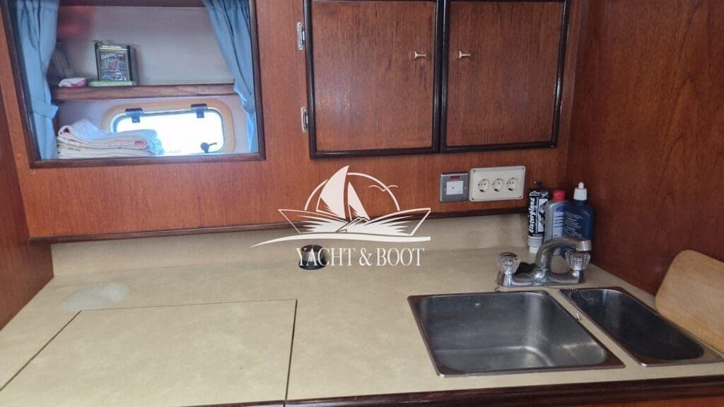 Fairline Corniche, Klassiker mit Stil – Bild 12