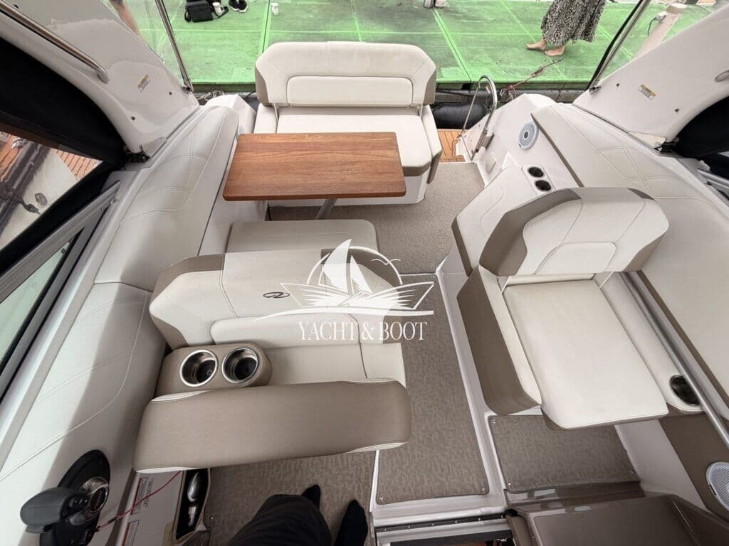 Regal 26 Express I aus Erstbesitz – Bild 9