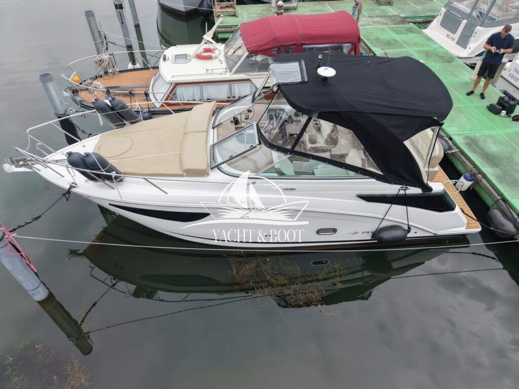 Regal 26 Express I aus Erstbesitz – Bild 2