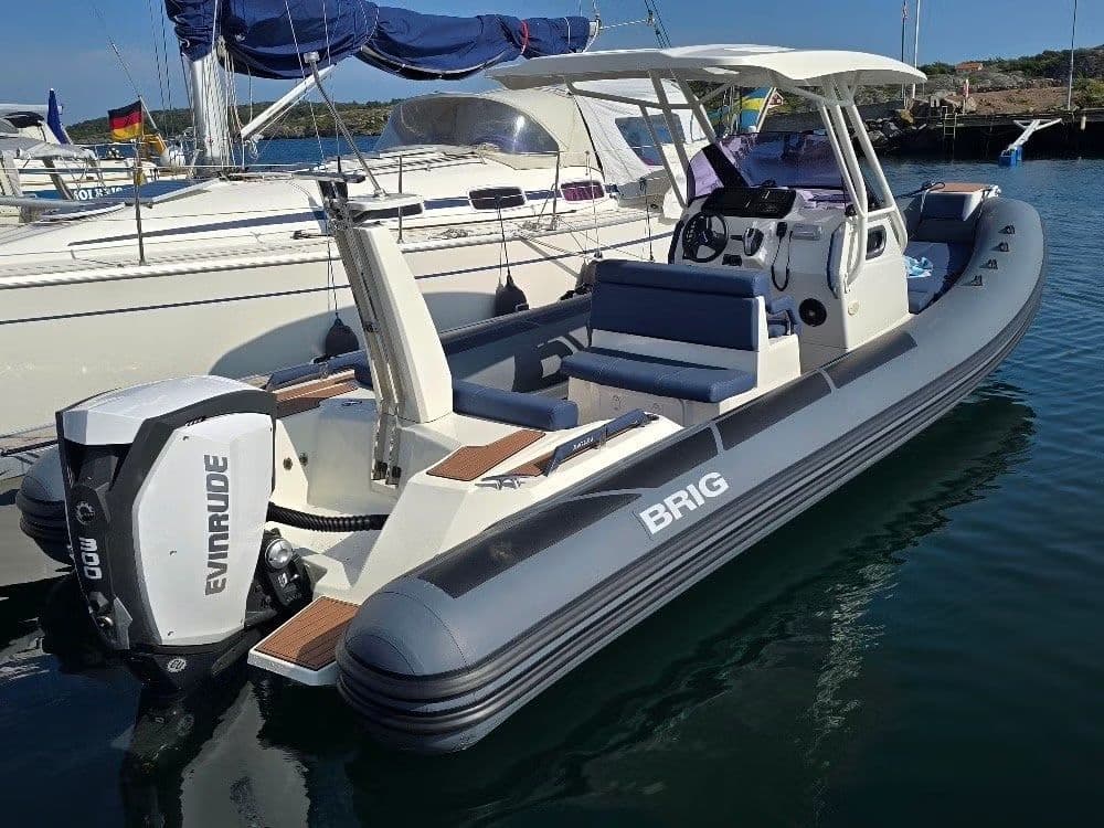 Brig Eagle 8