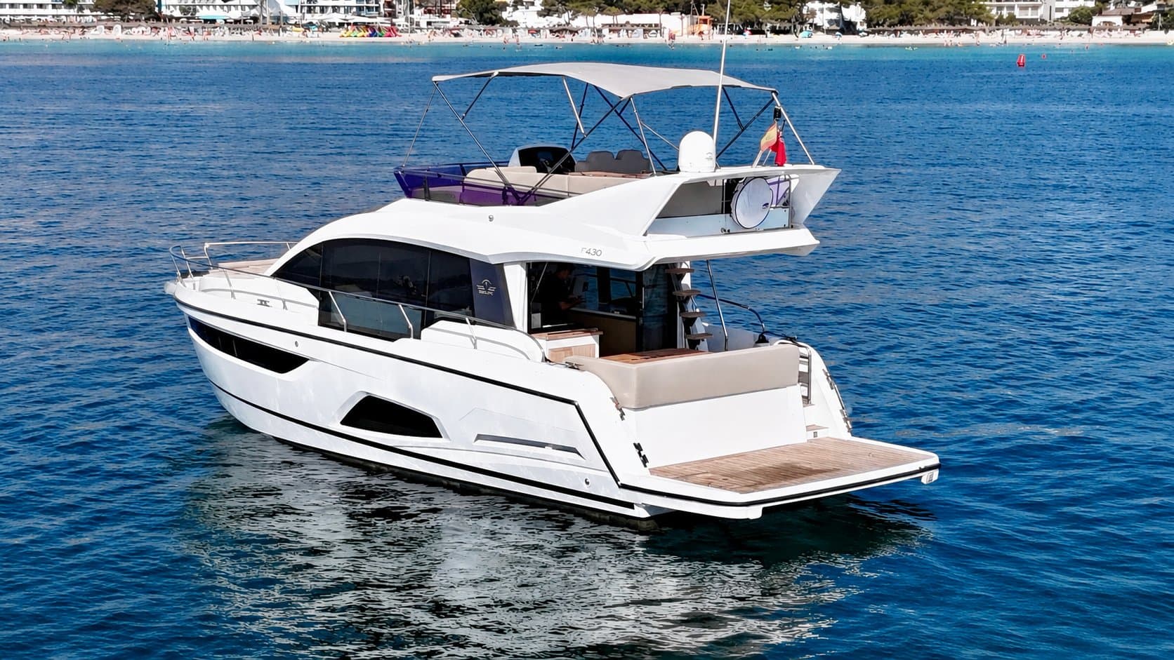 Sealine F430