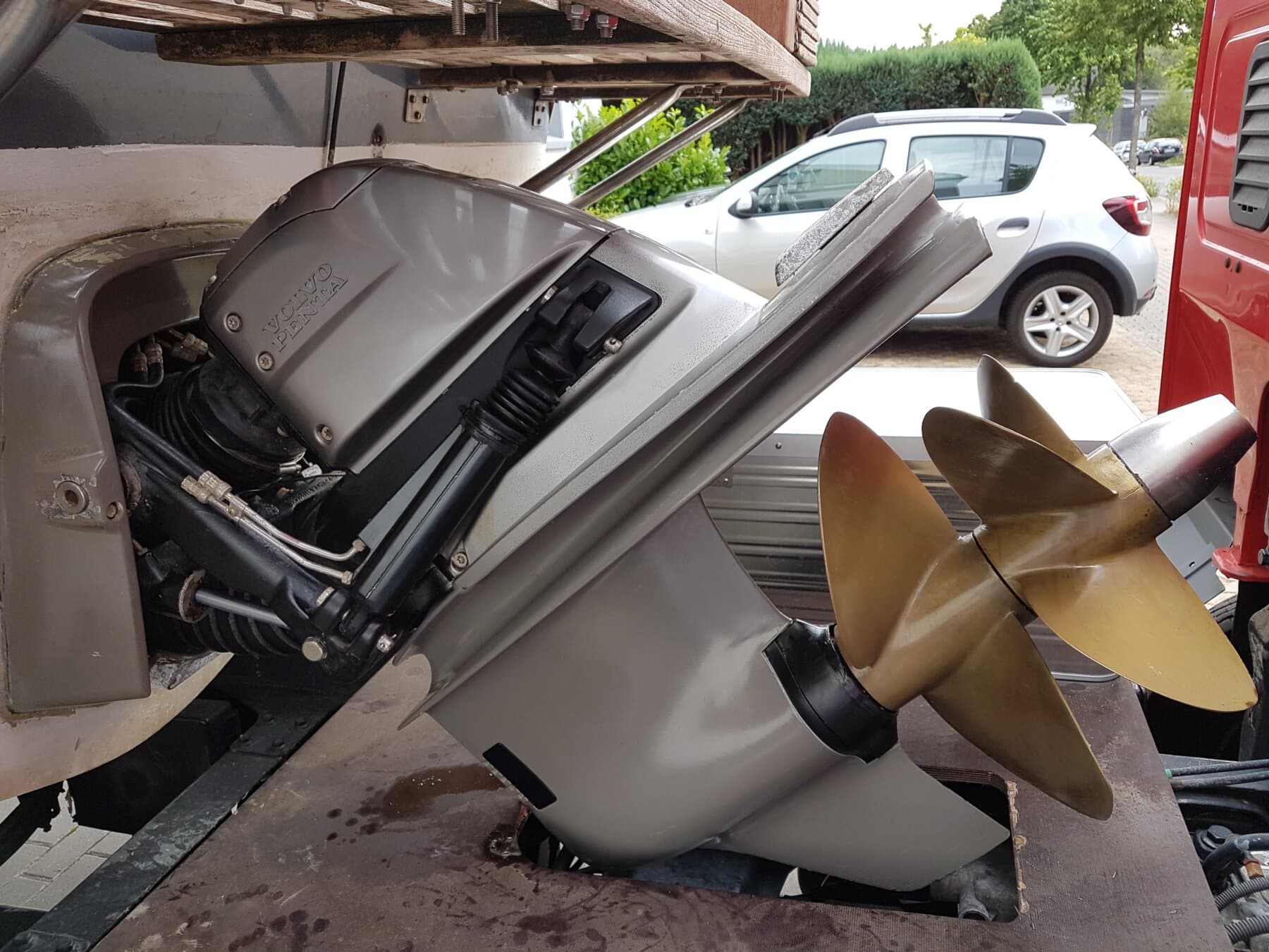 Regal Ambassador 255XL+ Bootstransporter LKW, + Beiboot ALU RIB 2,70m – Bild 4