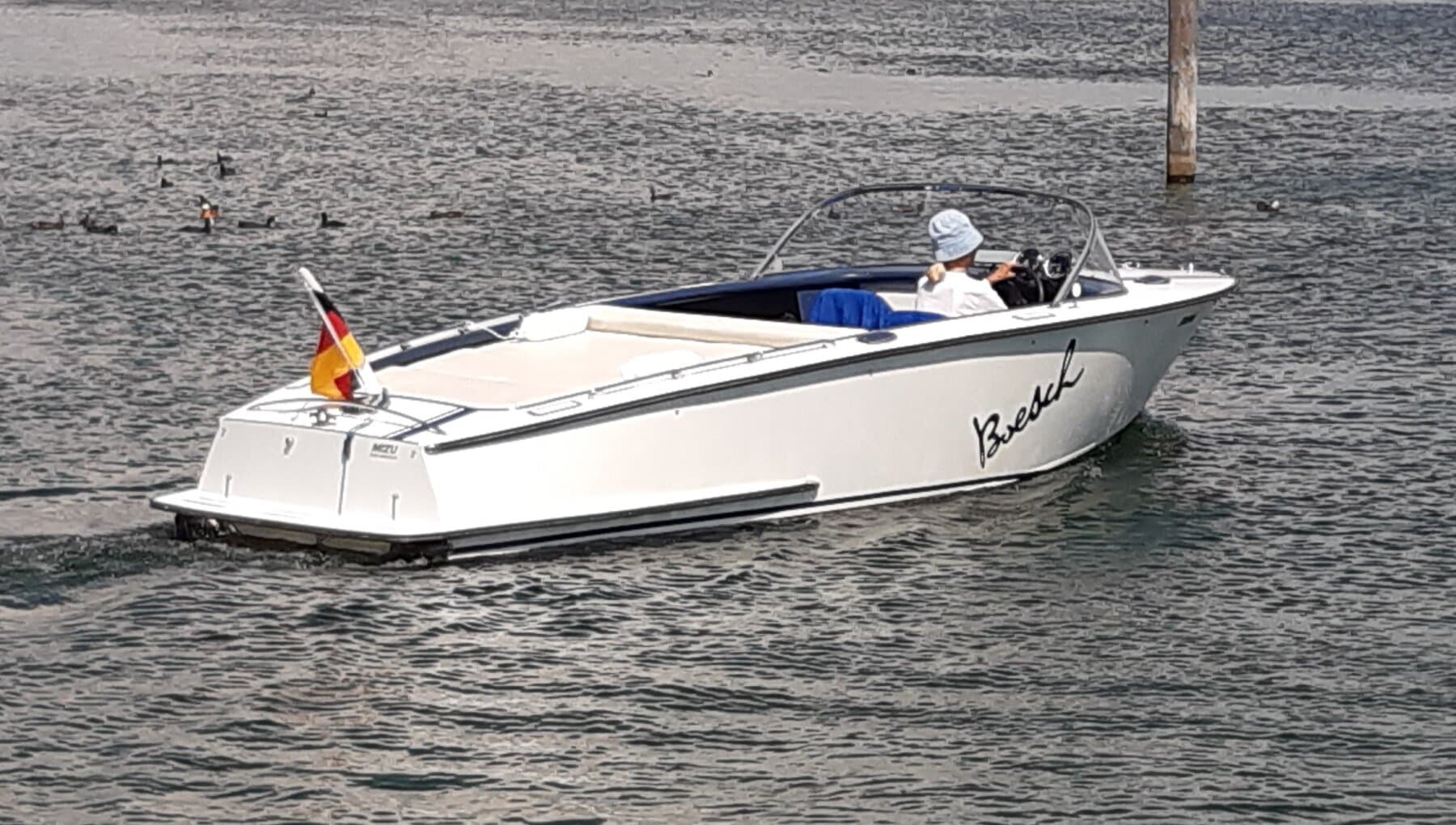 Boesch 590 Acapulco Sport – Bodenseezulassung – inkl. Trailer
