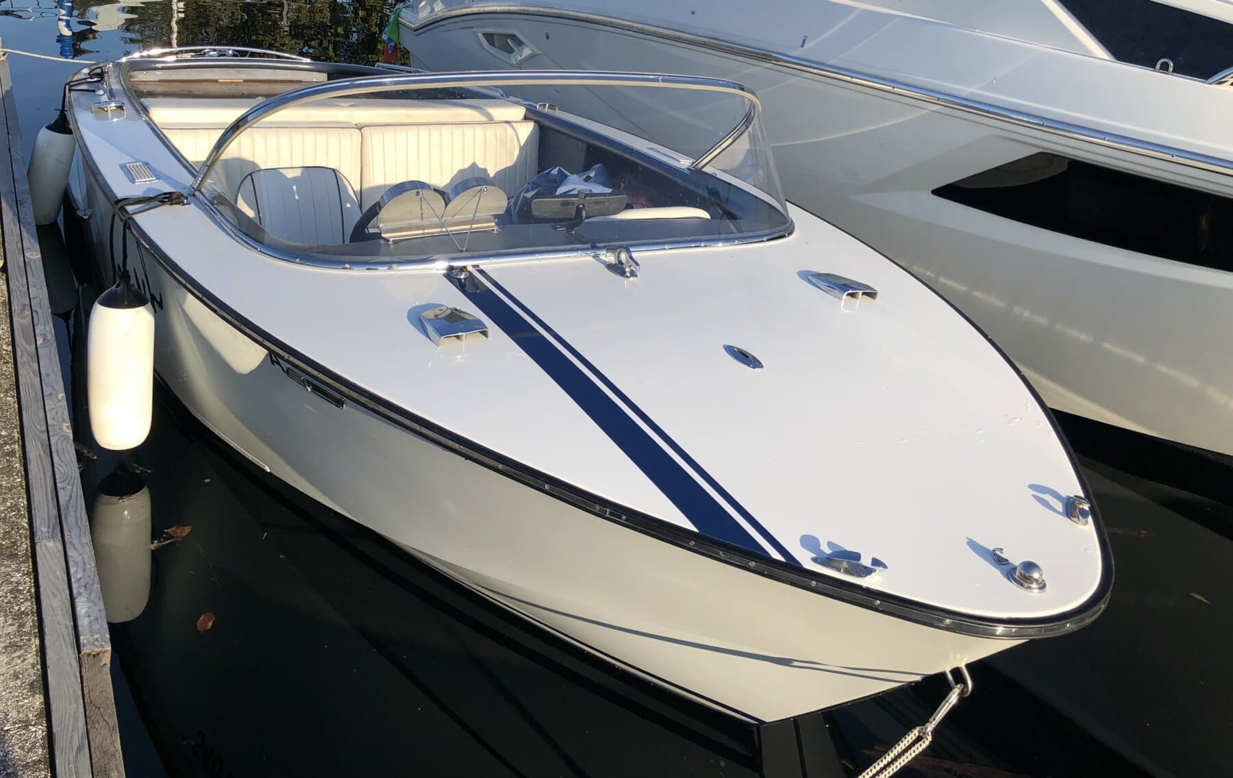 Boesch 590 Acapulco Sport – Bodenseezulassung – inkl. Trailer – Bild 3