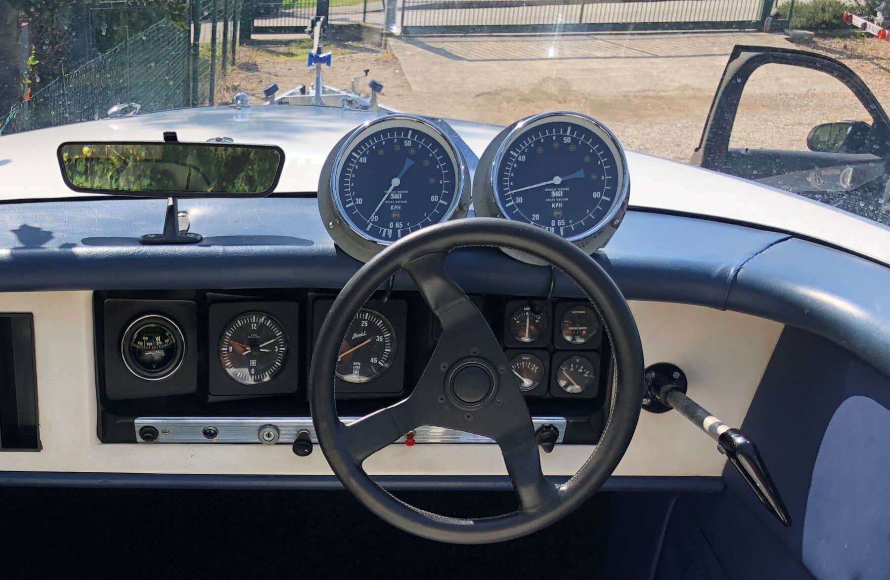 Boesch 590 Acapulco Sport – Bodenseezulassung – inkl. Trailer – Bild 8