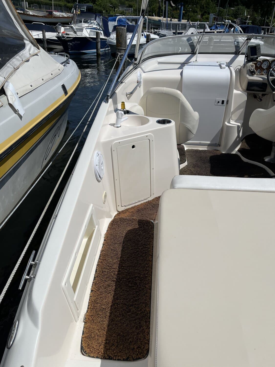 Rinker Captiva 232 – Bild 7