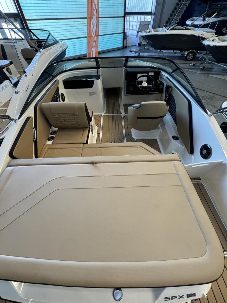 Sea Ray 190 SPX – Bild 5