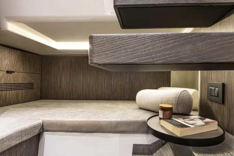 Cranchi A32 Luxury Tender – Bild 3