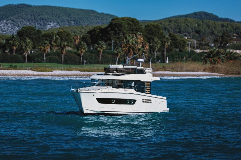 Beneteau Swift Trawler 37 Fly – Bild 6