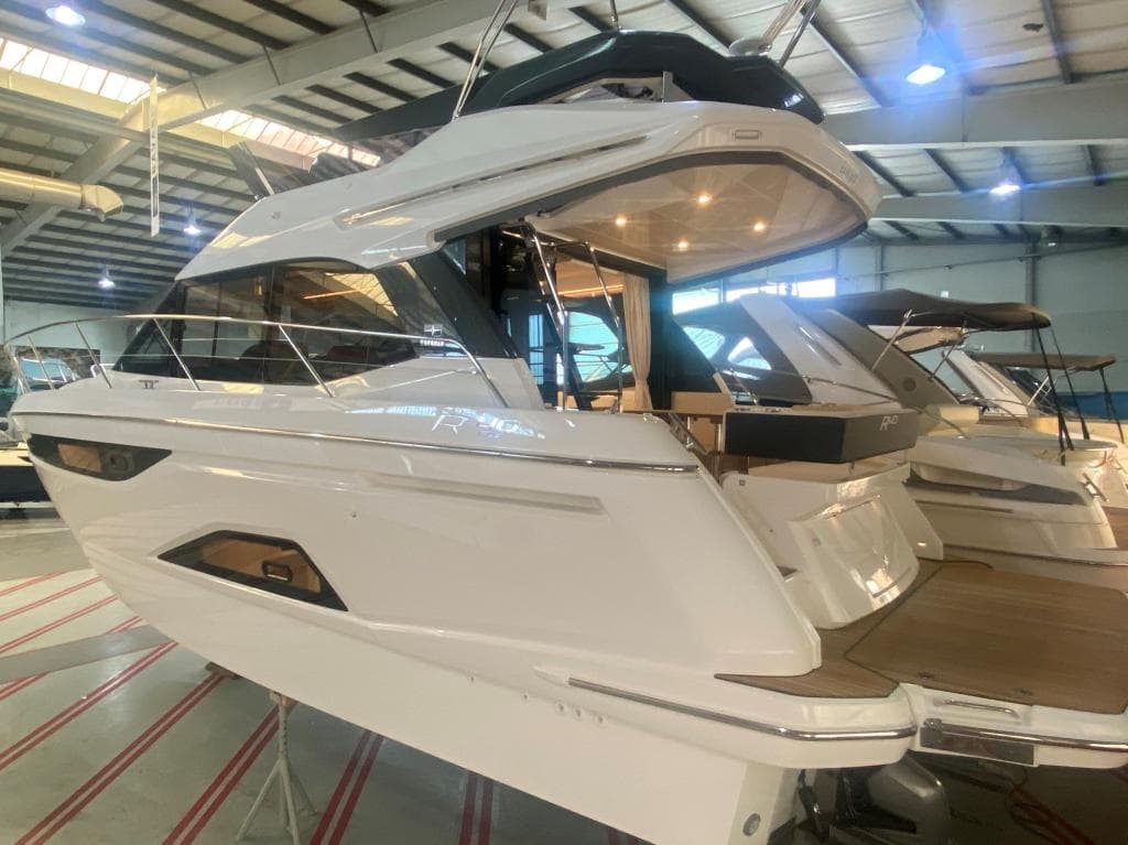 Bavaria R40 Fly – Bild 2