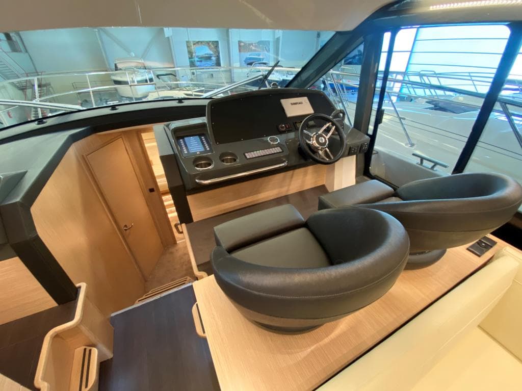 Bavaria R40 Fly – Bild 8