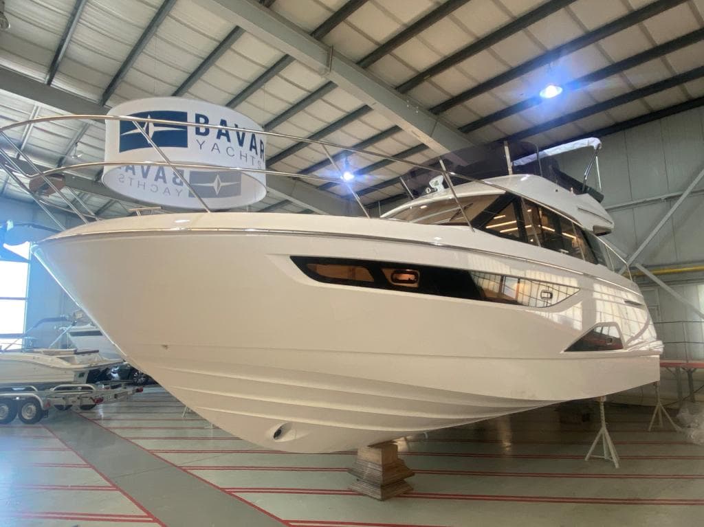 Bavaria R40 Fly