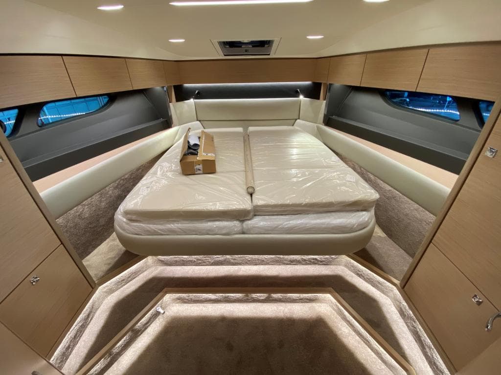 Bavaria R40 Fly – Bild 11