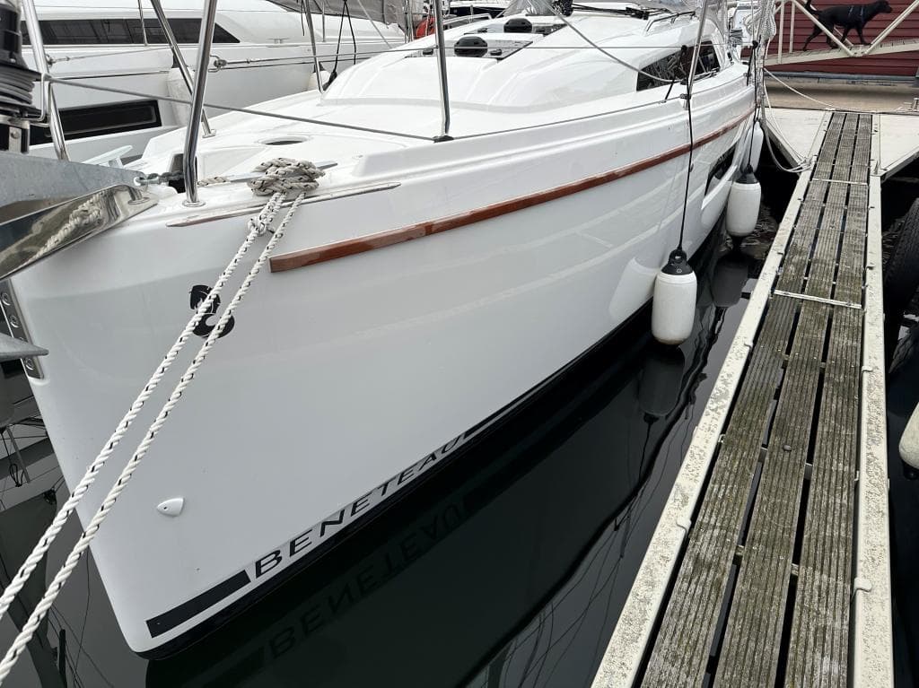 Beneteau Oceanis 30.1 – Bild 6