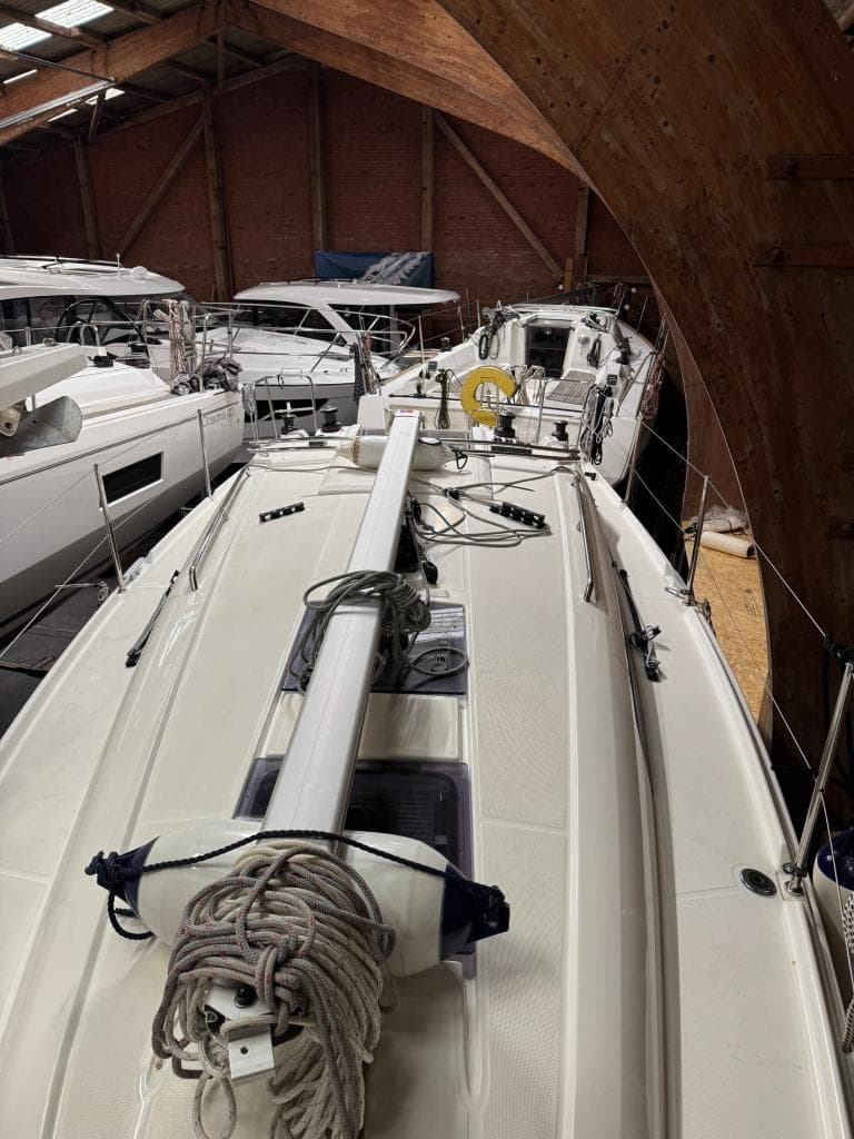 Beneteau Oceanis 30.1 – Bild 8