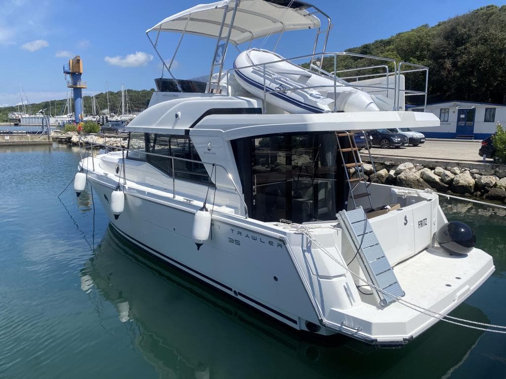 Beneteau Swift Trawler 35 – Bild 2