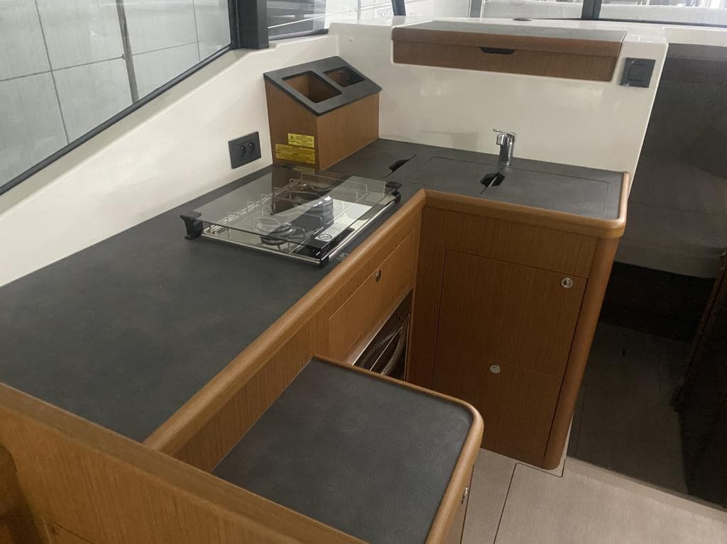 Beneteau Swift Trawler 35 – Bild 5