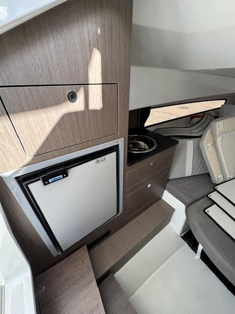 Beneteau Flyer 8 Sundeck V2 – Bild 9