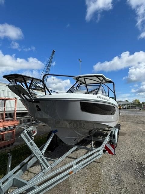 Beneteau Flyer 8 Sundeck V2 – Bild 5