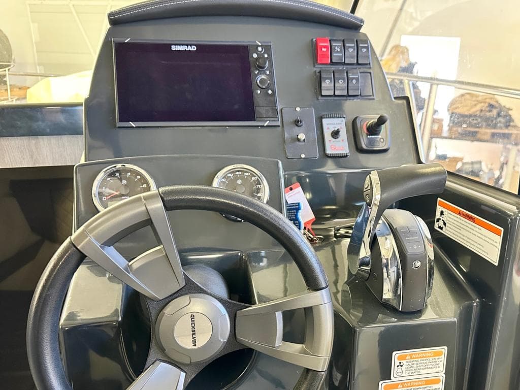 Quicksilver Activ 905 Weekend – Bild 3