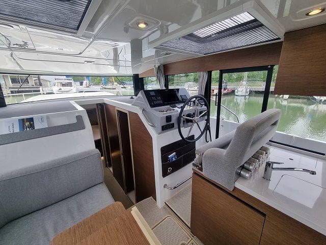 Delphia 11 Sedan – Bild 10
