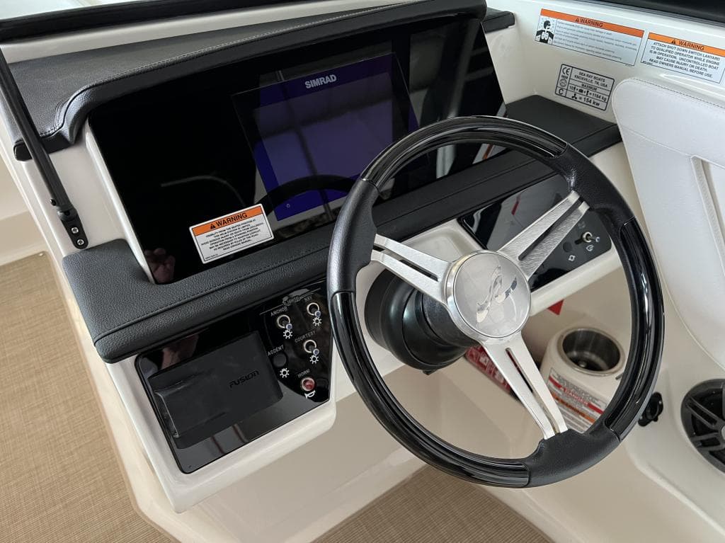 Sea Ray 210 SPOE – Bild 7
