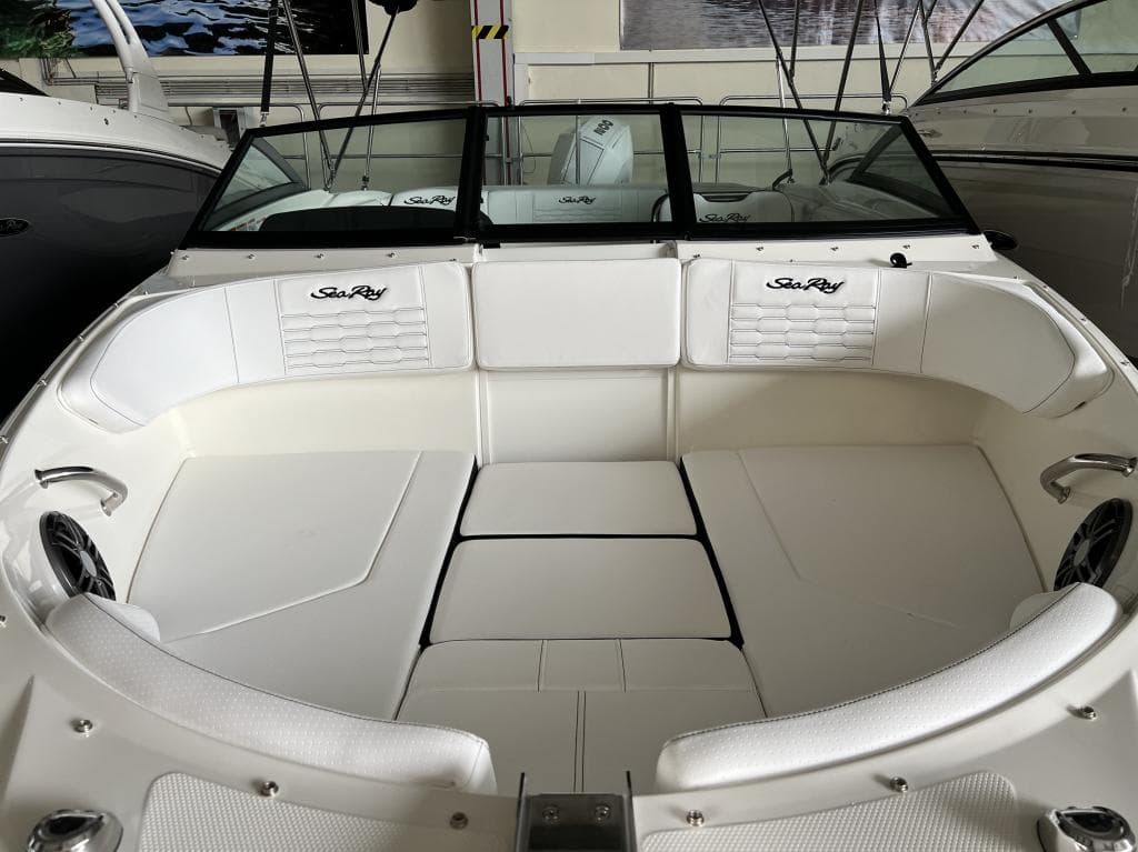 Sea Ray 210 SPOE – Bild 2