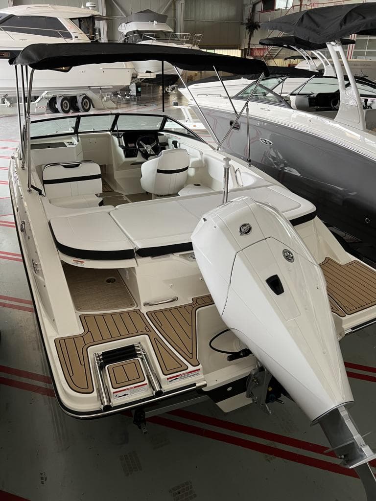 Sea Ray 210 SPOE – Bild 3