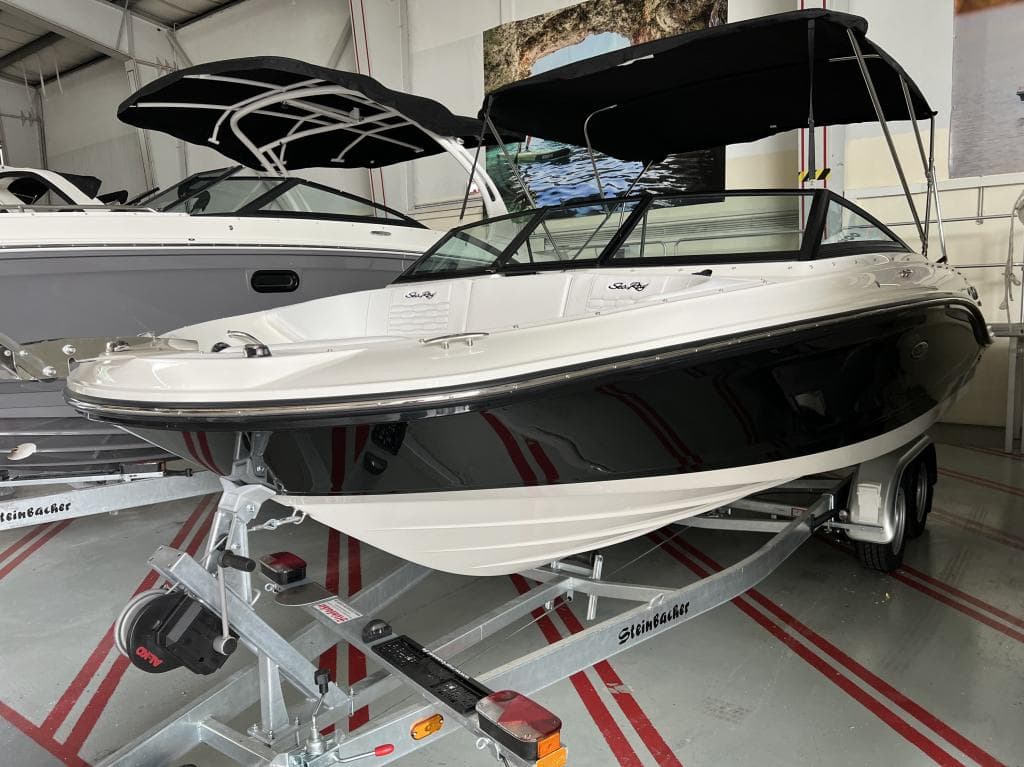 Sea Ray 210 SPOE