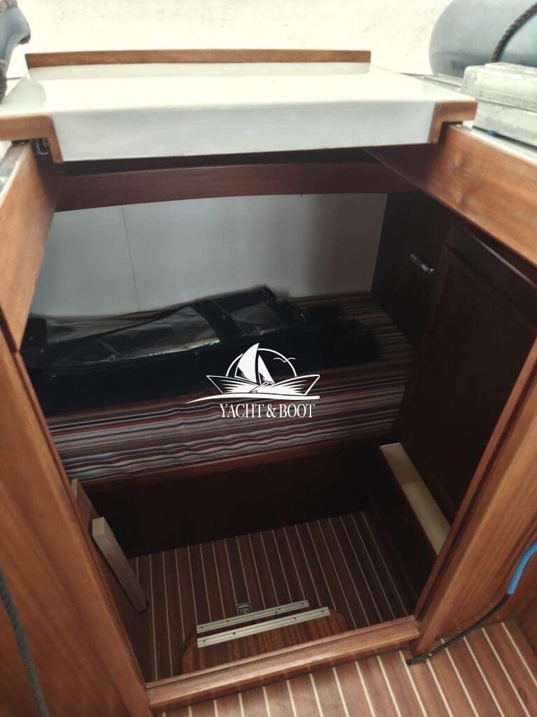 Aquila 900 Traveller - Achterkabine - Diesel inkl. Trailer – Bild 12