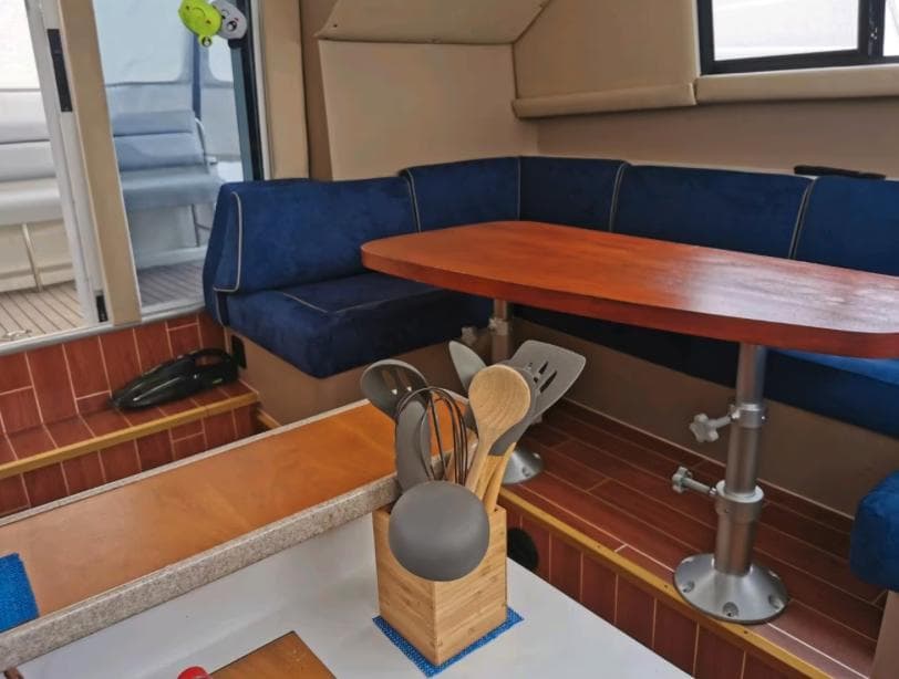Silverton 312 Sedan – Bild 6