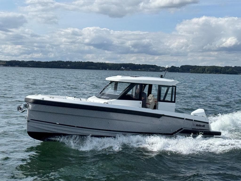 Wellcraft 28 Explorer