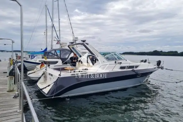 Cruisers 3270 Esprit | 734 PS, neu aufgebaut, Diesel