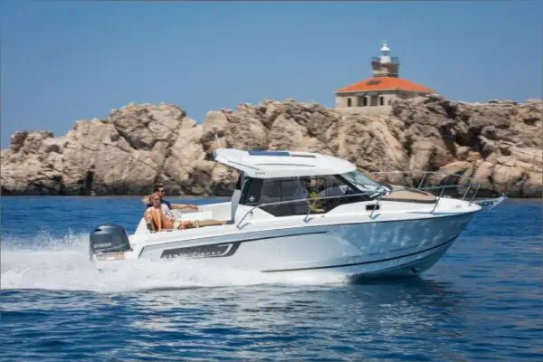 JEANNEAU MERRY FISHER 795