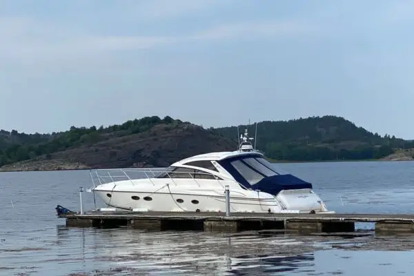 Princess V48