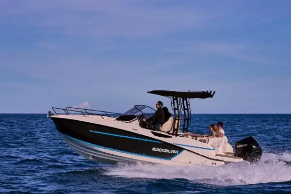 QUICKSILVER ACTIV 805 OPEN