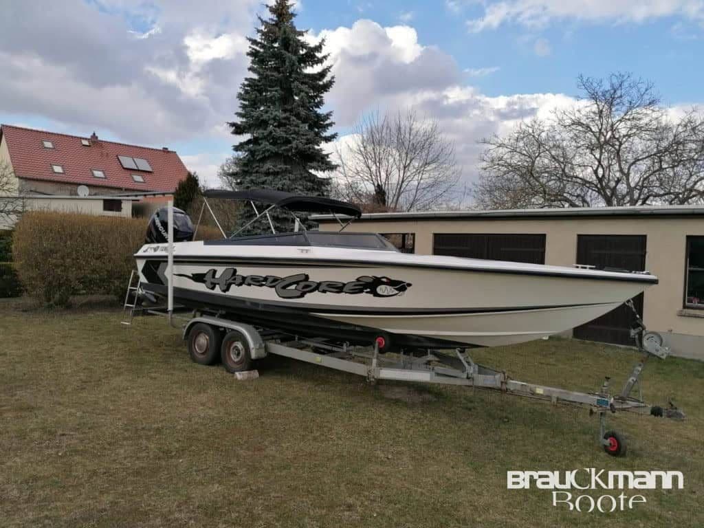 Offshore Boot Manta 250 PS
