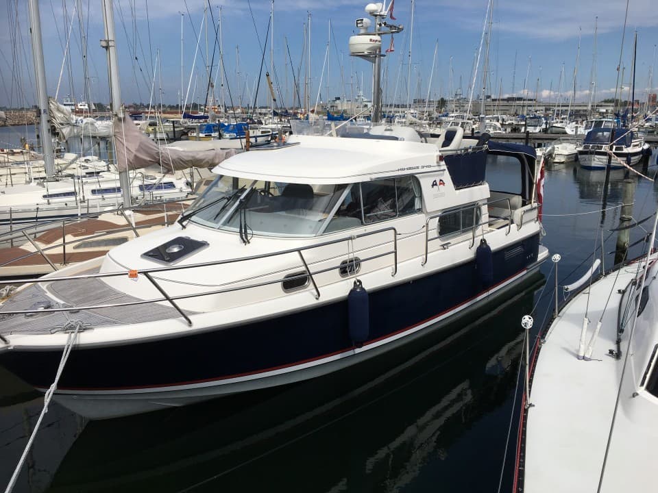 Nimbus 340 Commander